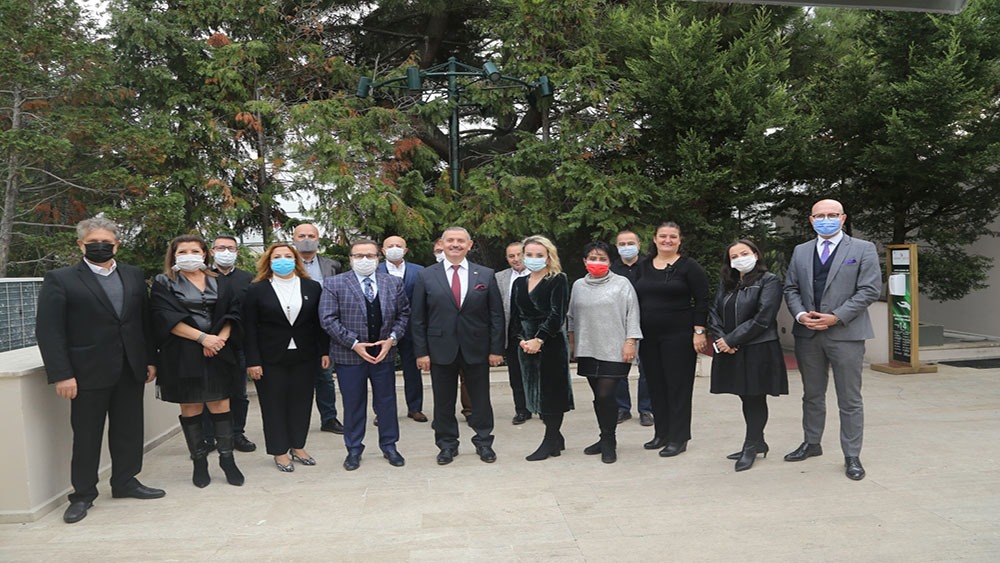 İstanbul Sanayi İl Müdürümüz Sn. Ümit ÜNAL’ın görev süresinin sona ermesi nedeniyle; Sanayi İl Müdürlüğü yetkilileri ile TASİAD Derneği'nin düzenlemiş olduğu organizasyonda bir araya geldik.